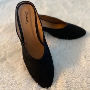 Qupid mule shoes 🖤